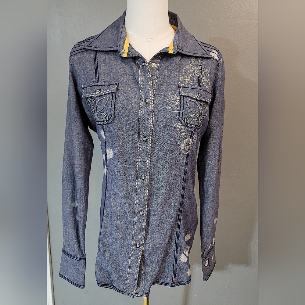 Roar Denim with Blue Distressed Embellished Embroidered Rock n Roll‎ cowgirl
